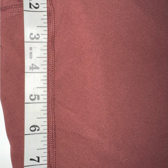 NWT-Nike Women Yoga Luxe Shorts Bronze Eclipse/Smokey Mauve - Picture 13 of 14